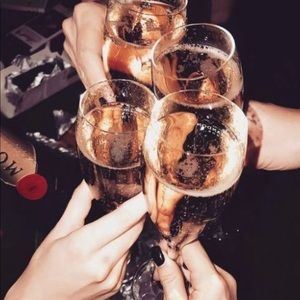 Meet your Posher, Lindsea